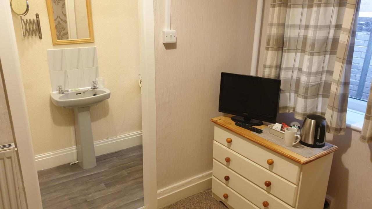 Hotel242 Blackpool Exteriör bild